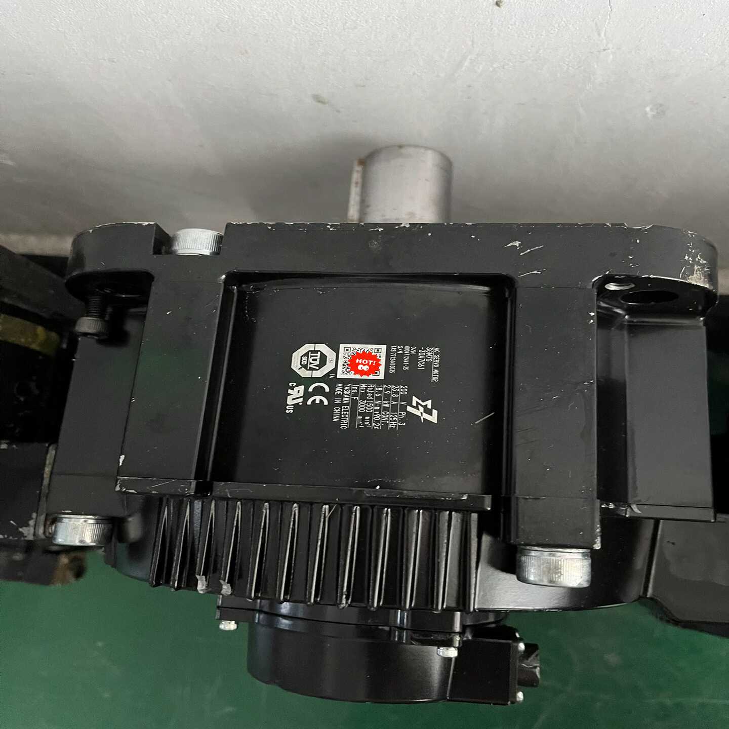 【议价】便宜处理安川七系3kw伺服电机SGM7G-30A7C61适用