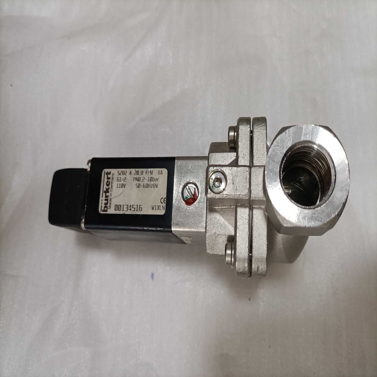 询价德国宝德常闭型不锈钢电磁阀5282系列G1/2110V5