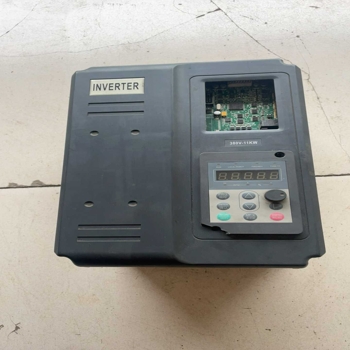 询价高性能变频器HK900/D-T11KW/GB，380V输入输