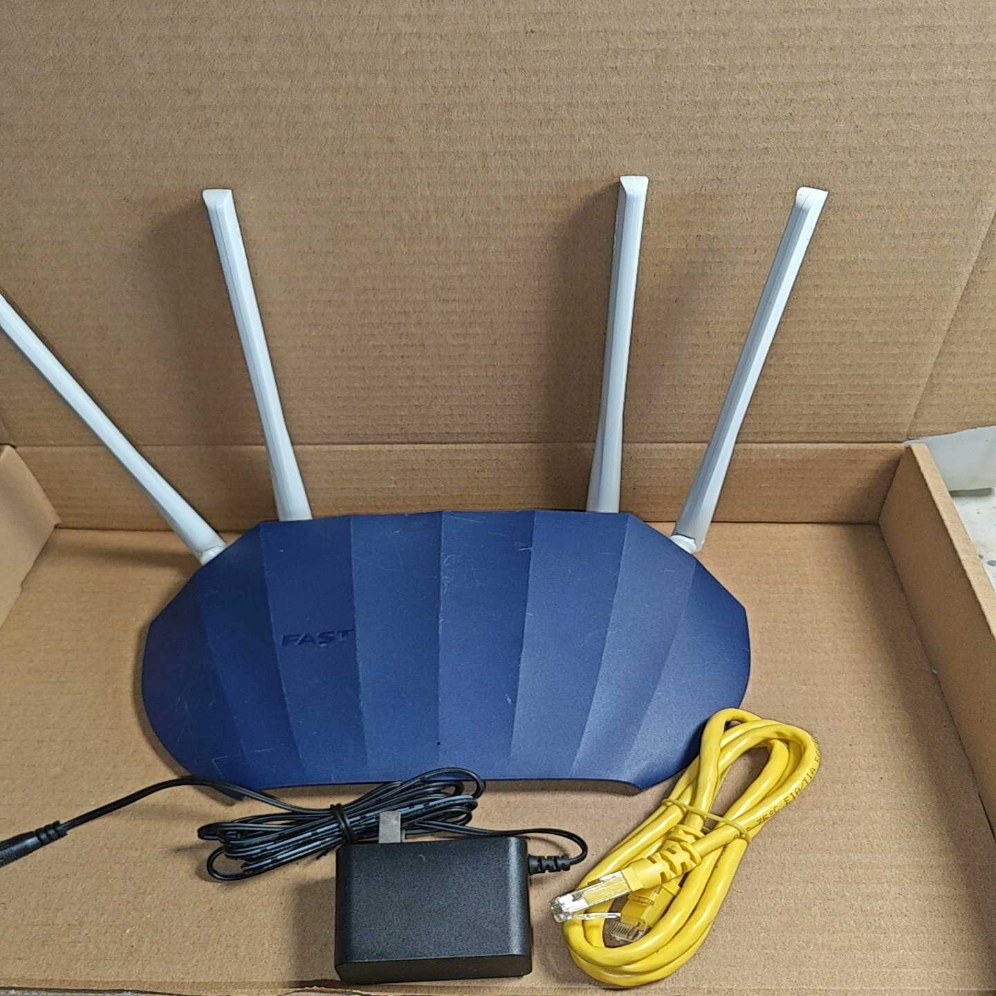 议价迅捷1200M双频无线路由器?电b源网线一套FAC1200现货/维修