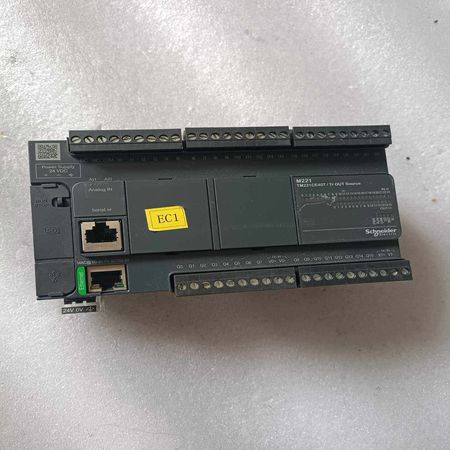 控制器，TM221CE40T,实物图片，有划痕，接受可询价