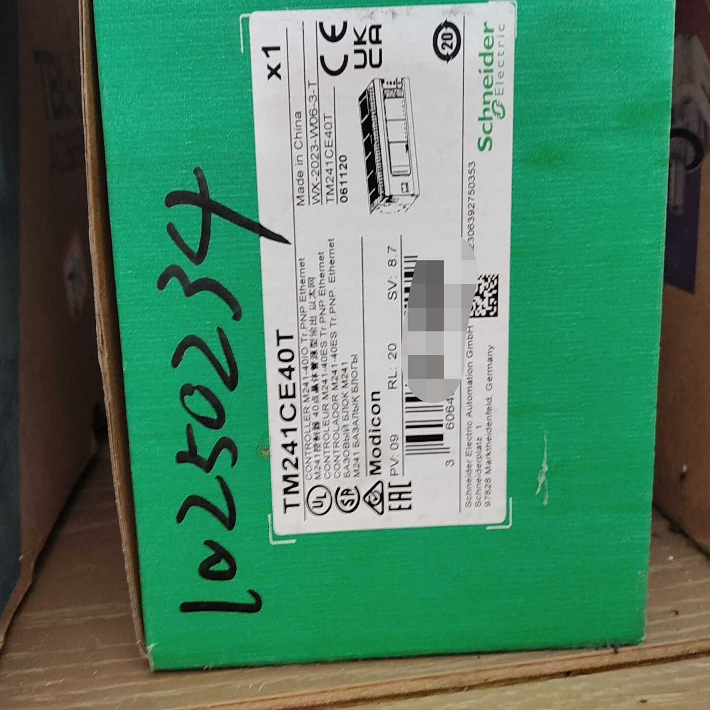 2023年全新原装施耐德TM241CE40T现货--议价商品