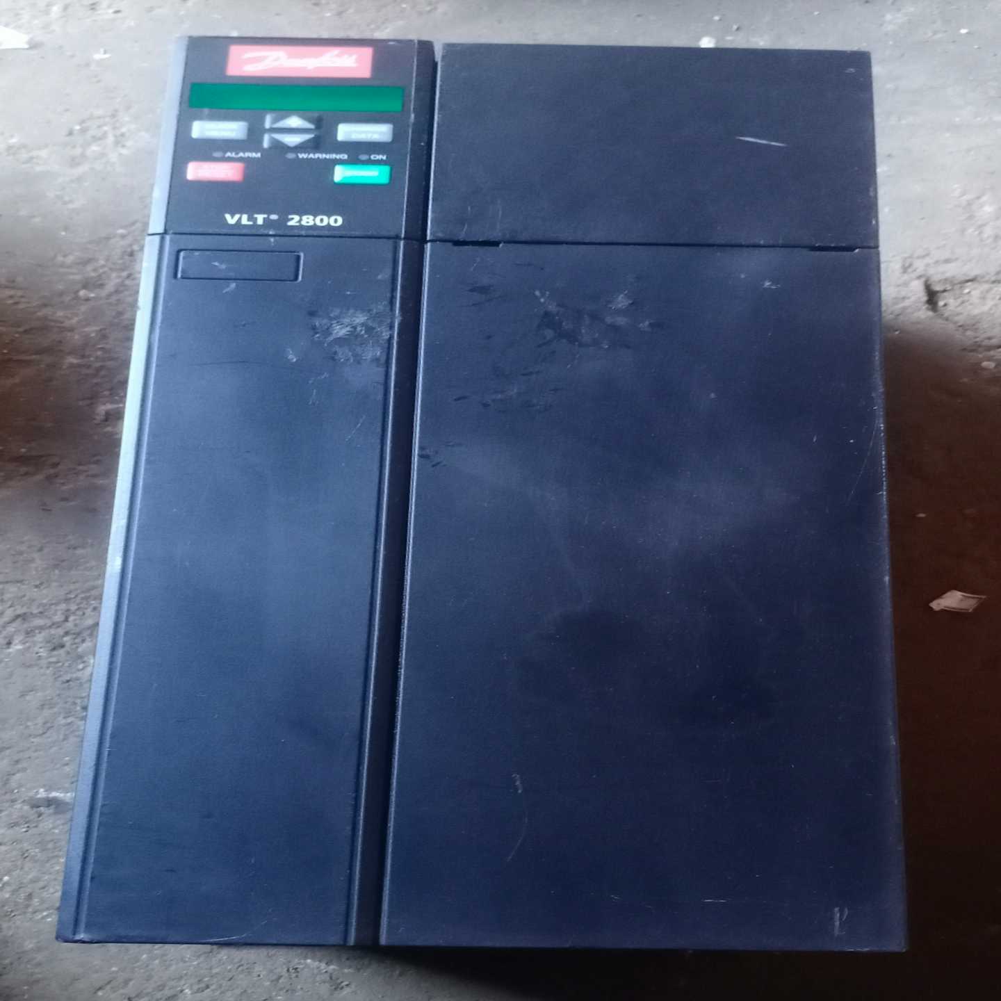 丹佛斯2800VLT2880PT4B20STR0DBF0【卡奥电子】