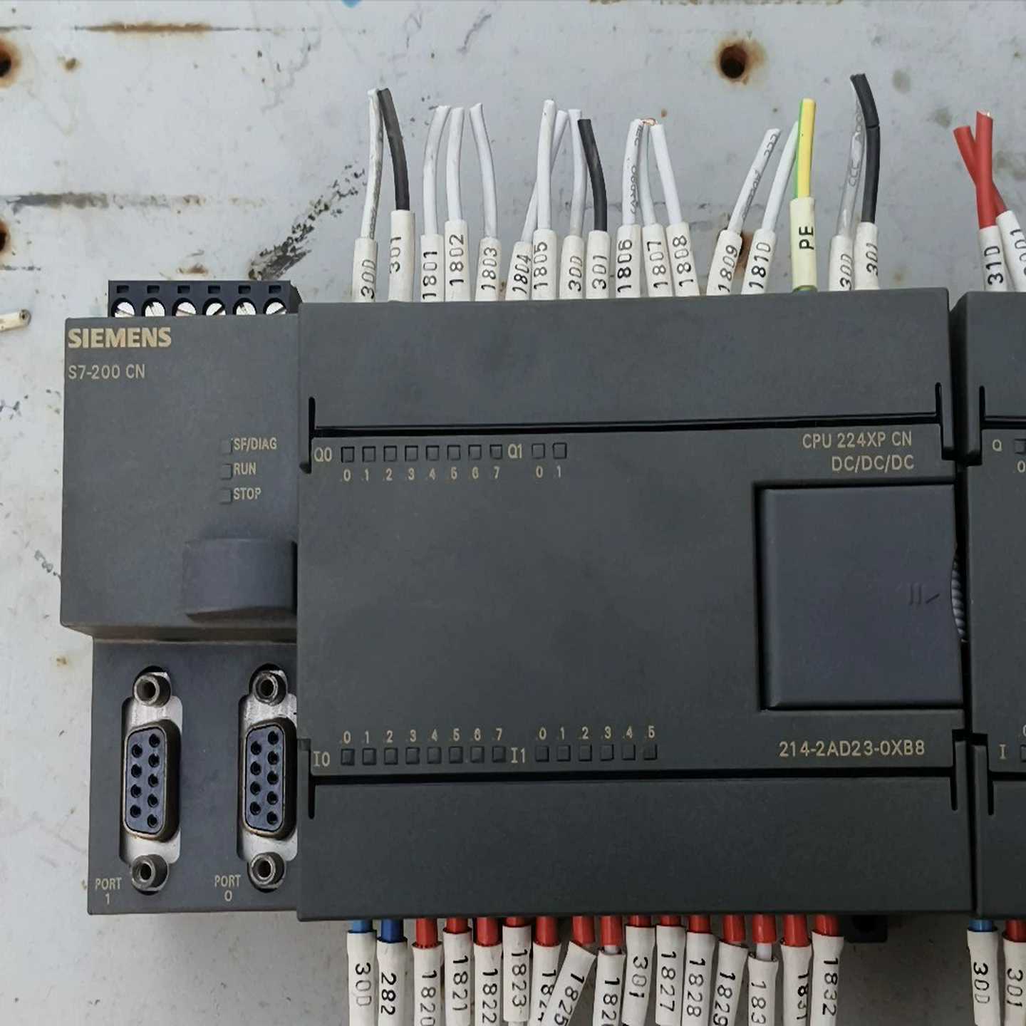 议价西门子plc，v主机214-2AD23-OXB8，3个模块一样维修/现货