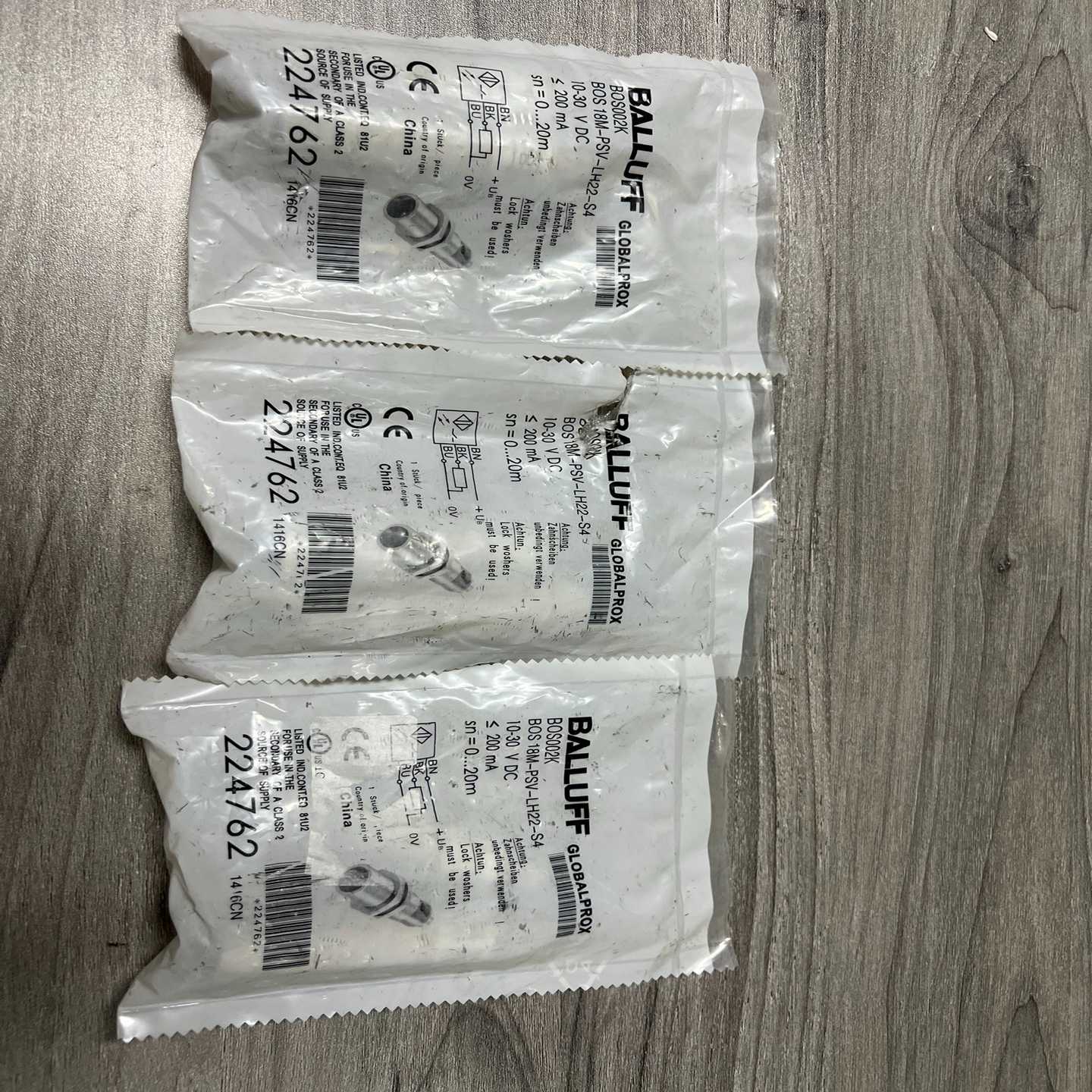 全新巴鲁夫BOS18M-PSV-LH22-S4接近传感器，--议价商品