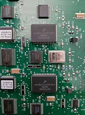 生化仪拆卸板载飞思MC68HC11E0CFNE2，MC68H~询价