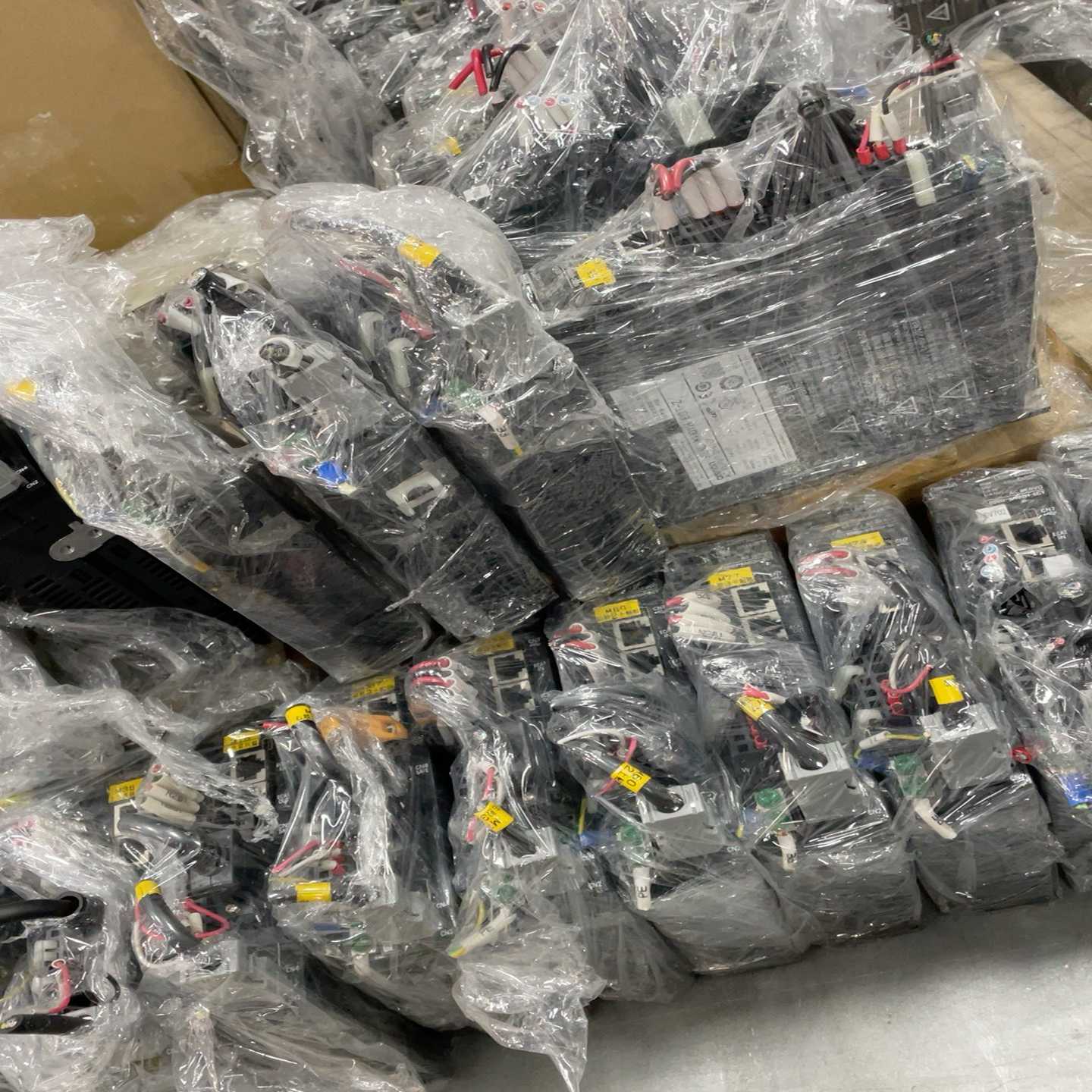 伺服R88D-KN01H-ECT-ZR88M-K10询价