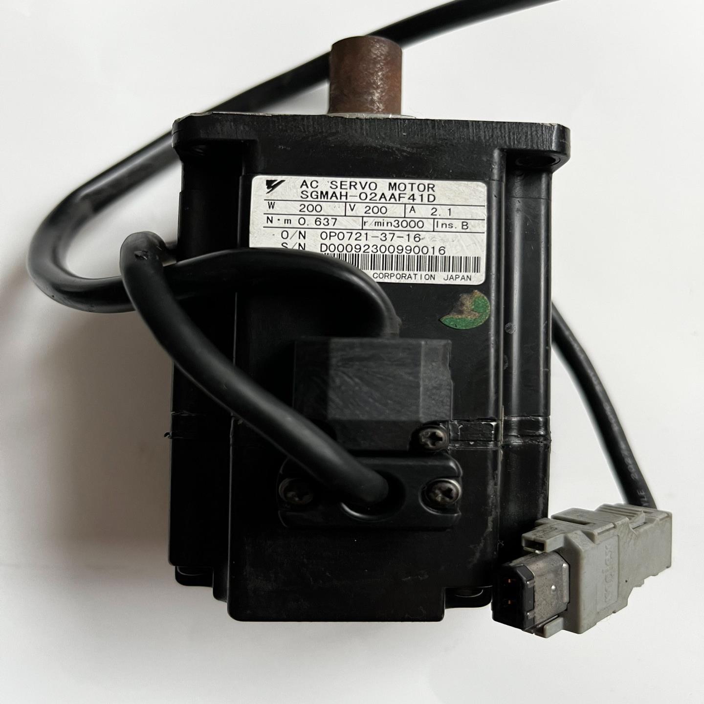 SGMAH-02AAF41D安川伺服电机，质量【博航商行】