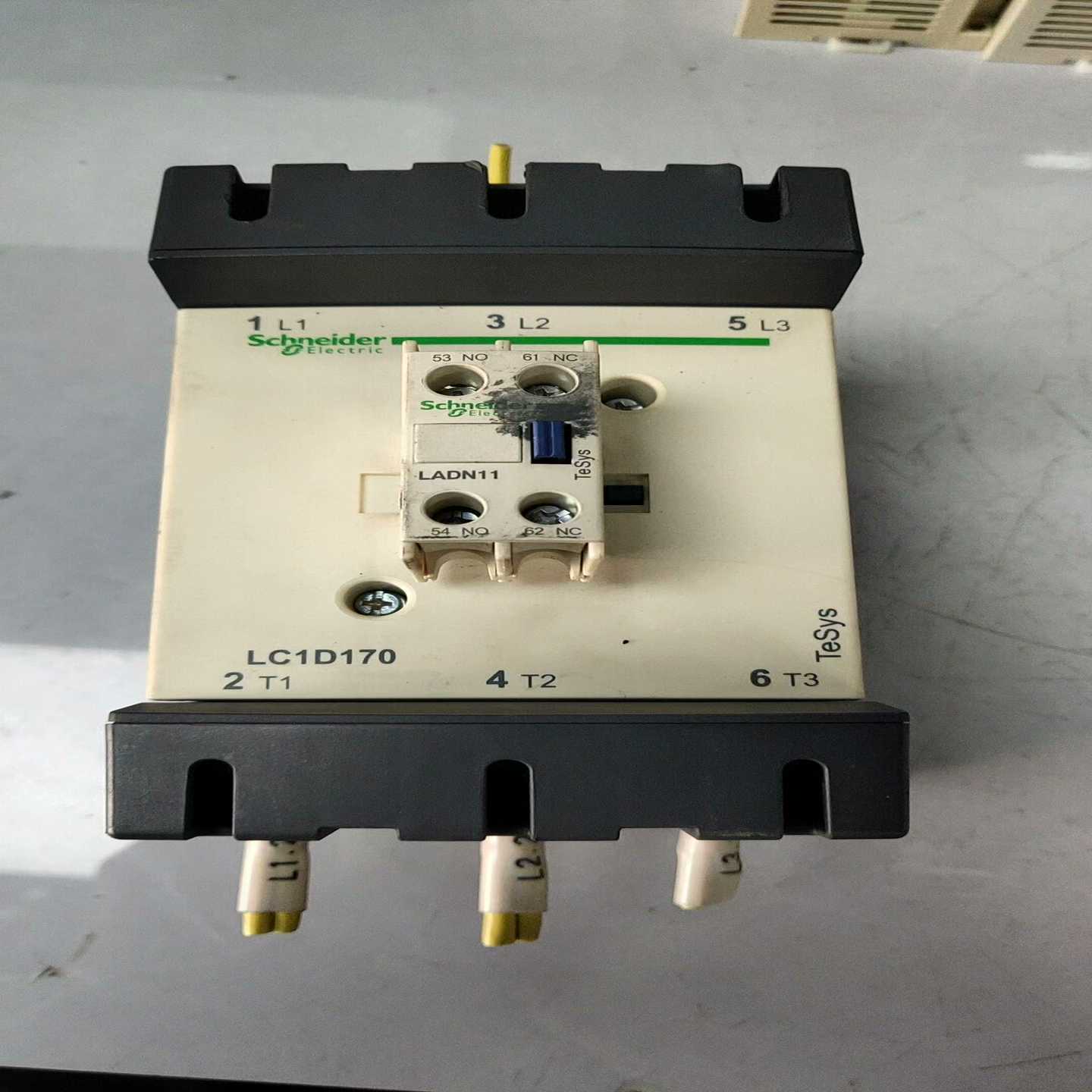 交流接触器250A，LC1－D170...C，询价