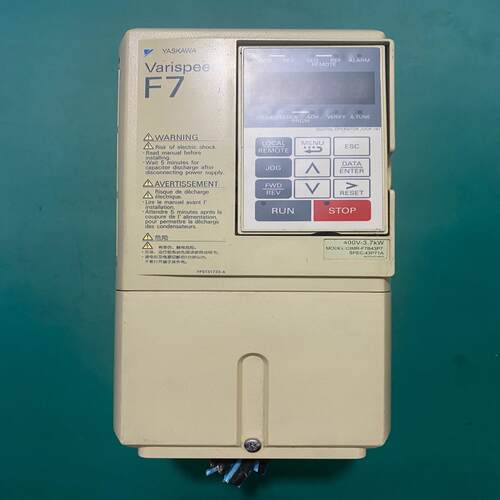 安川变频器，型号是，ClMR-F7B43P7，3.7KW，功~询价