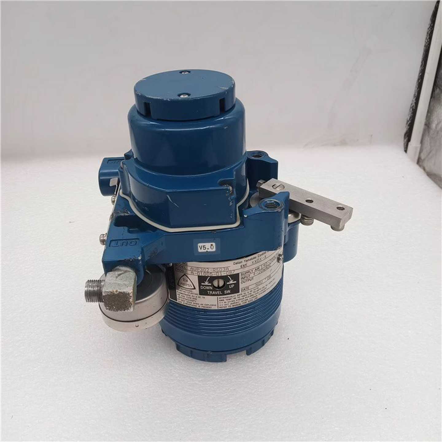 询价azbiI山武阀门定位器AVP302-RSD3A