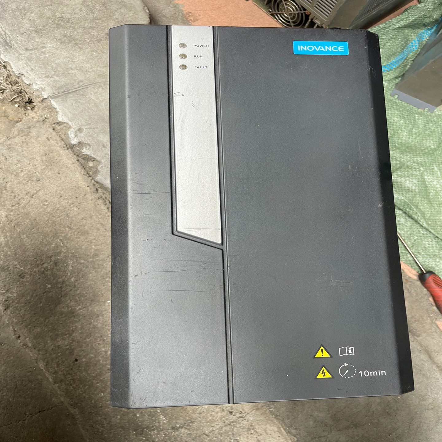汇川变频器空压机外壳CP650-4T15-HS一个，卖外壳2~询价