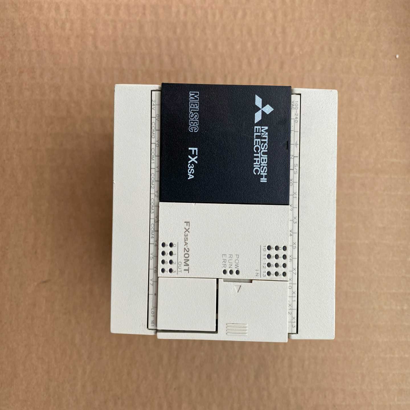 议价三菱FX3SA-20MT-CM成色漂亮，实物图，功能完好，直