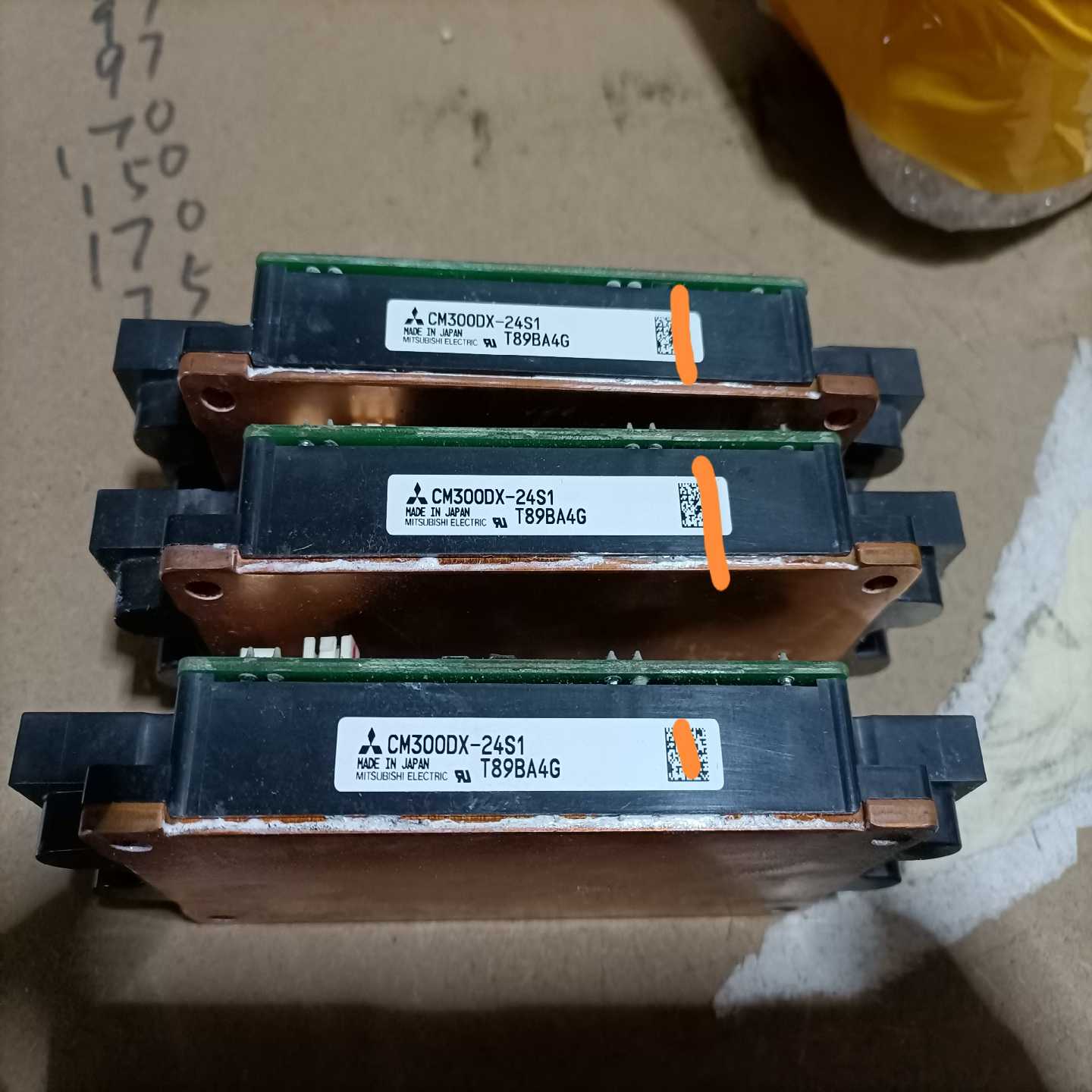 议价三菱模块CM300DX-24S1,拆机件功能包好！成色现货/维修l