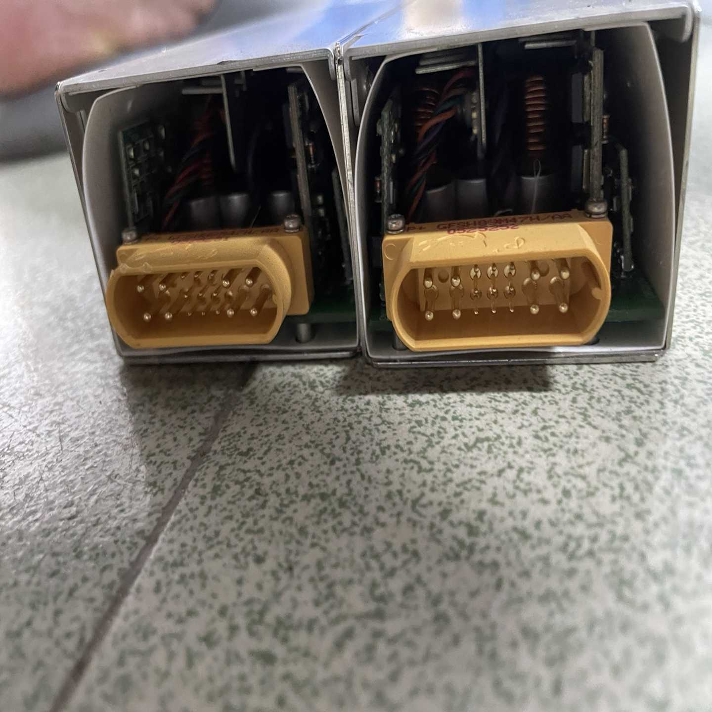 询价原装新巨M1U2-5650V4H服务器电源M1U-2650V