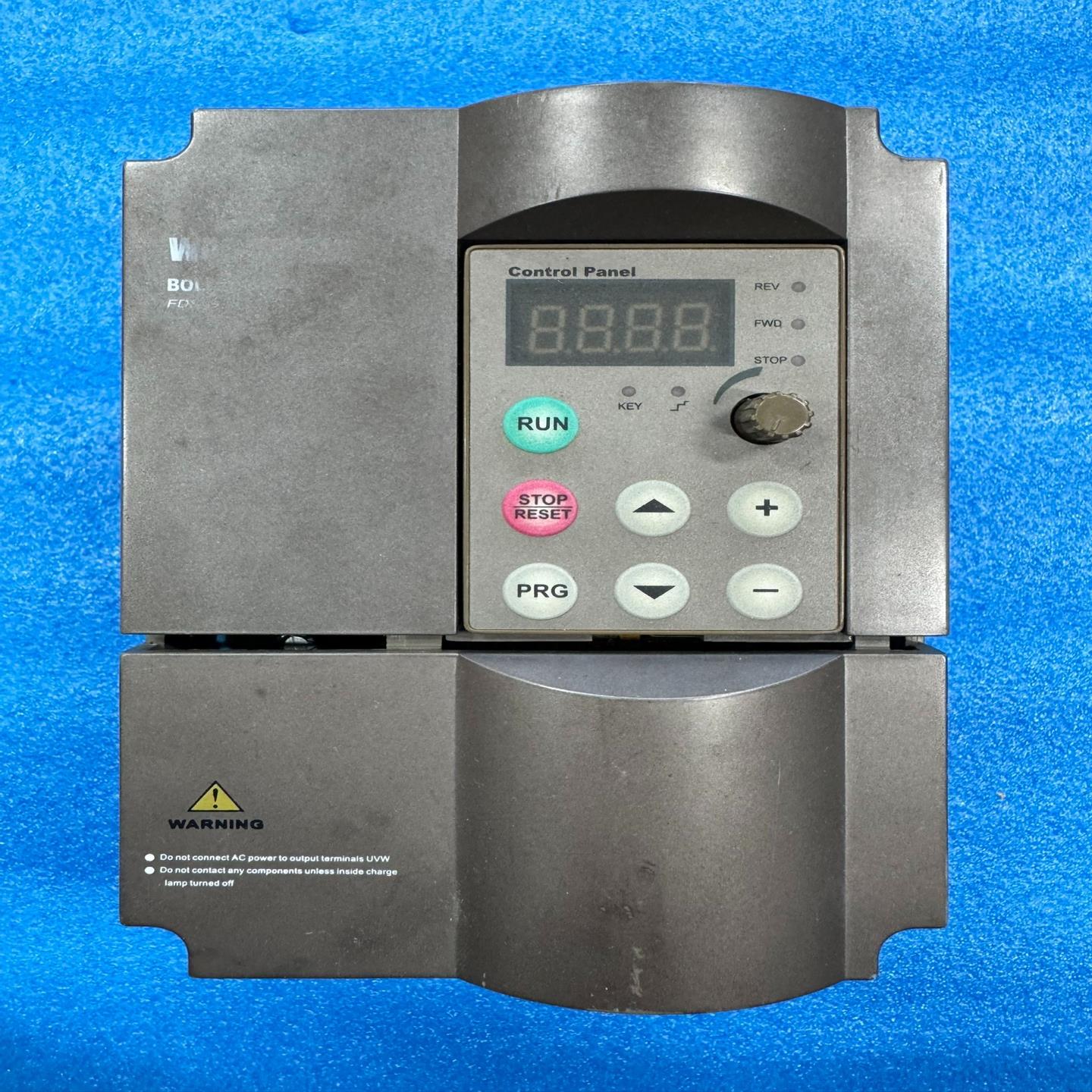 【议价】FDS-2S0015G变频器如图