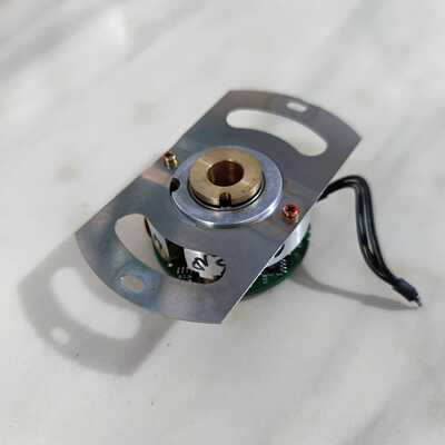 （霸霸电子）安川伺服电机编码器UTSIH-B17CA