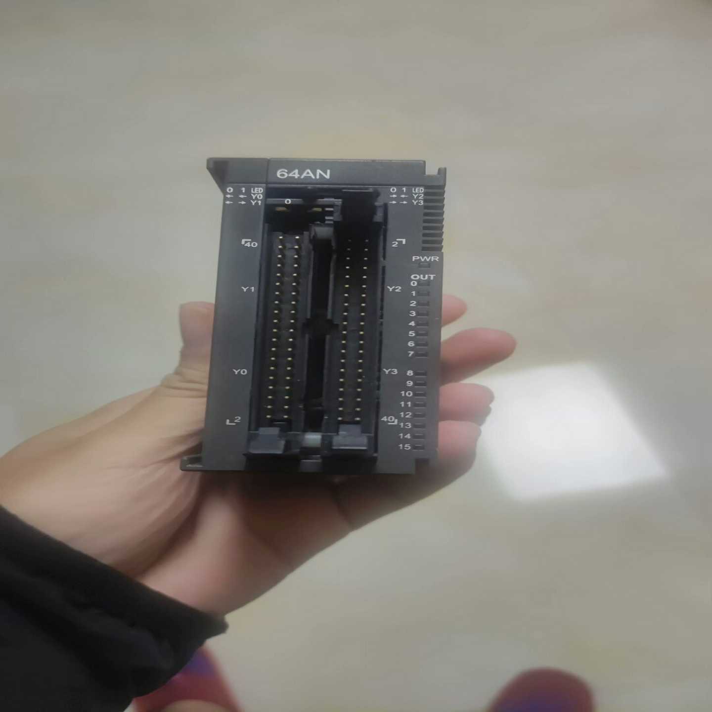 台达AS64AN02T-A模块，实物图，功能正常，端子齐全，询价