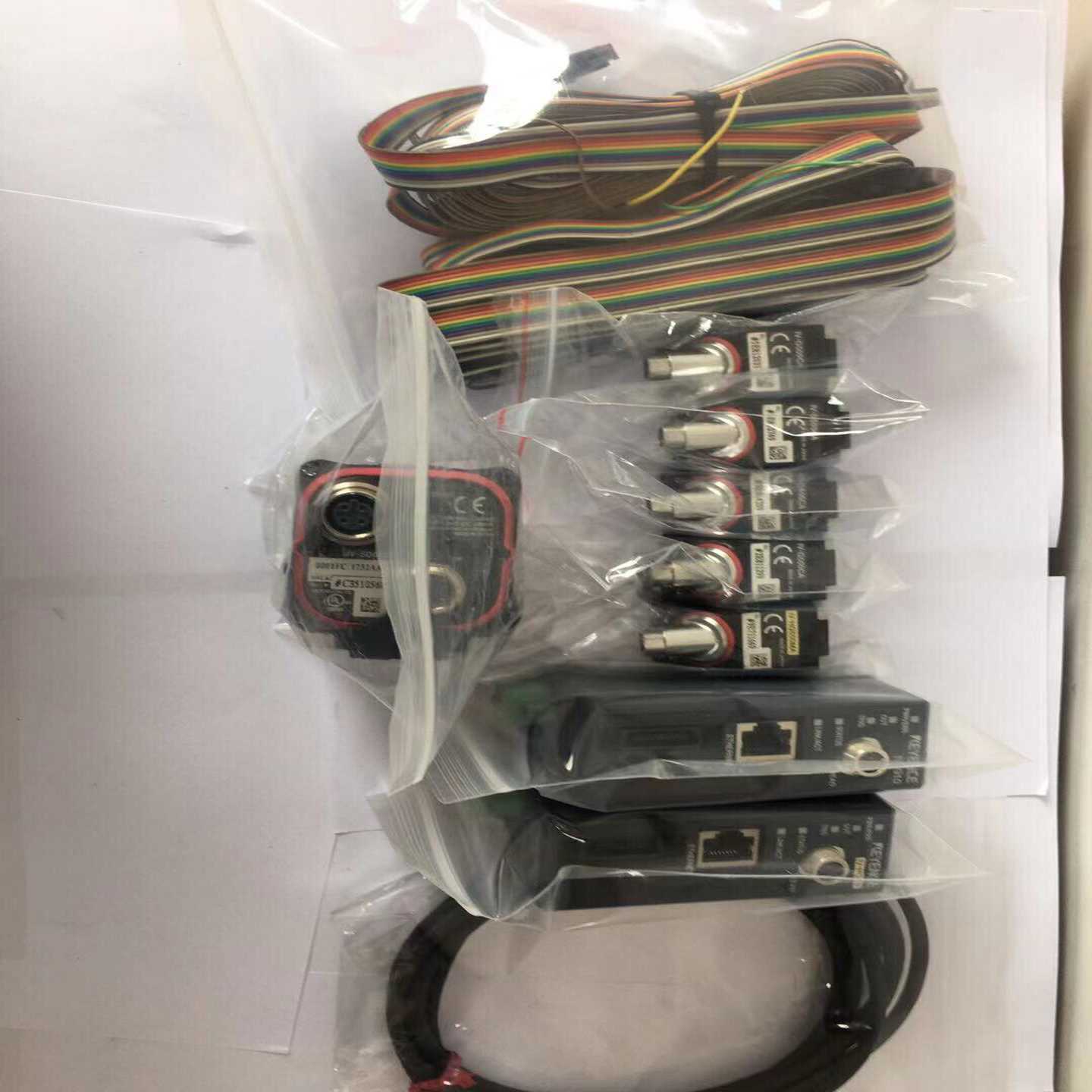 安川驱动器SGDV-2R8A01B002000电机SGMJV（电子设备）