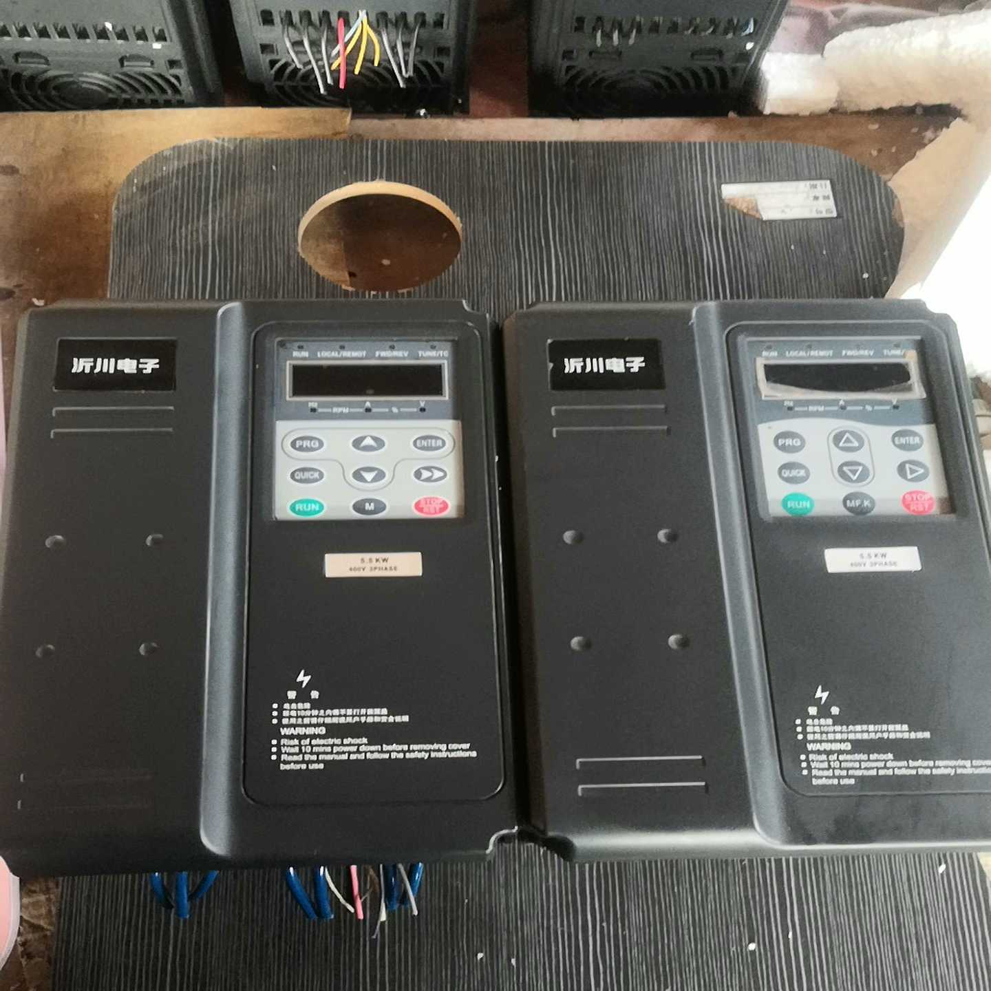 沂川变频器YC580-5R5G/7R5P-4（零零电子）