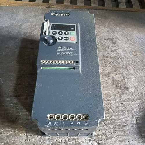 【星慕电子】众辰变频器 7.5Kw NZ200-7R5G/11P-4 拆