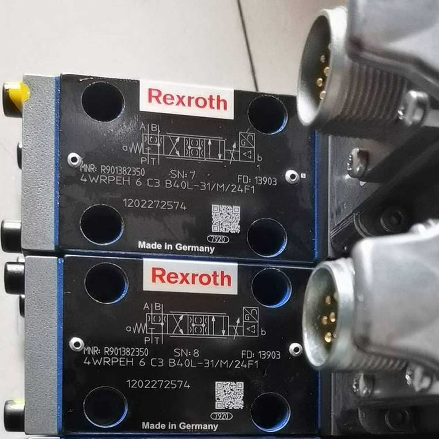 R9013823184WRPEH6C4B12L-3X/MF/24A1德国力士乐伺服阀现货