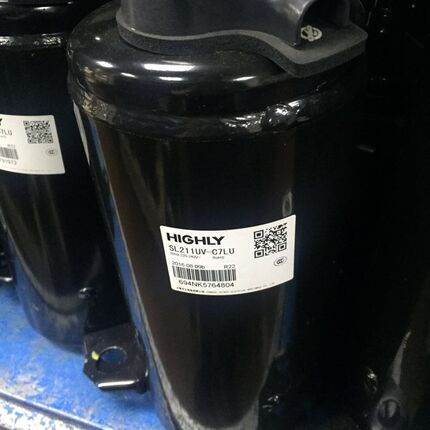 SL218SV-C7LU1  211UV-C7LU 214全新日立1.5匹空调压缩机CSL211CV