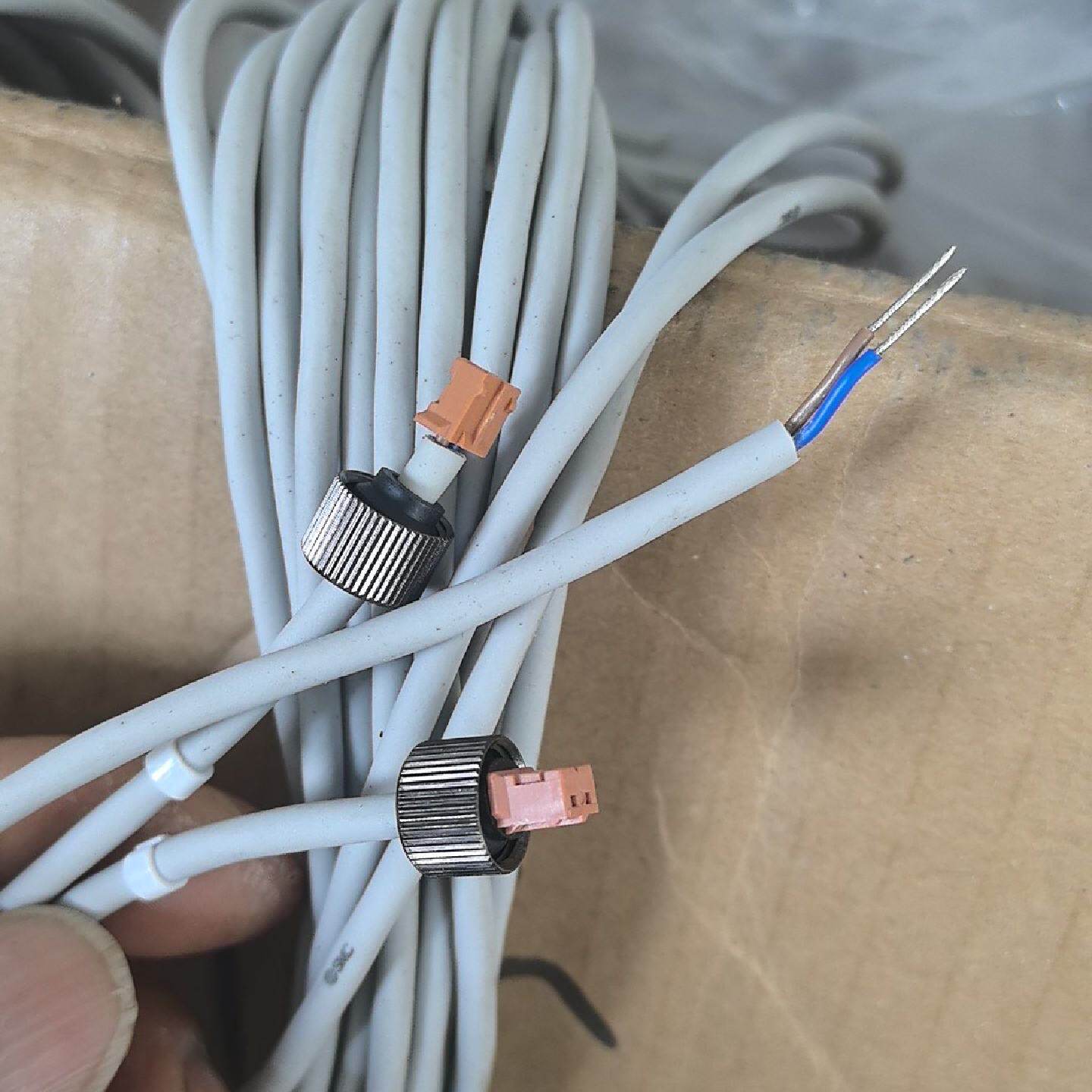 SMC磁性开关连接线D-LC50线长5米，用于SMC传感器，--议价商品