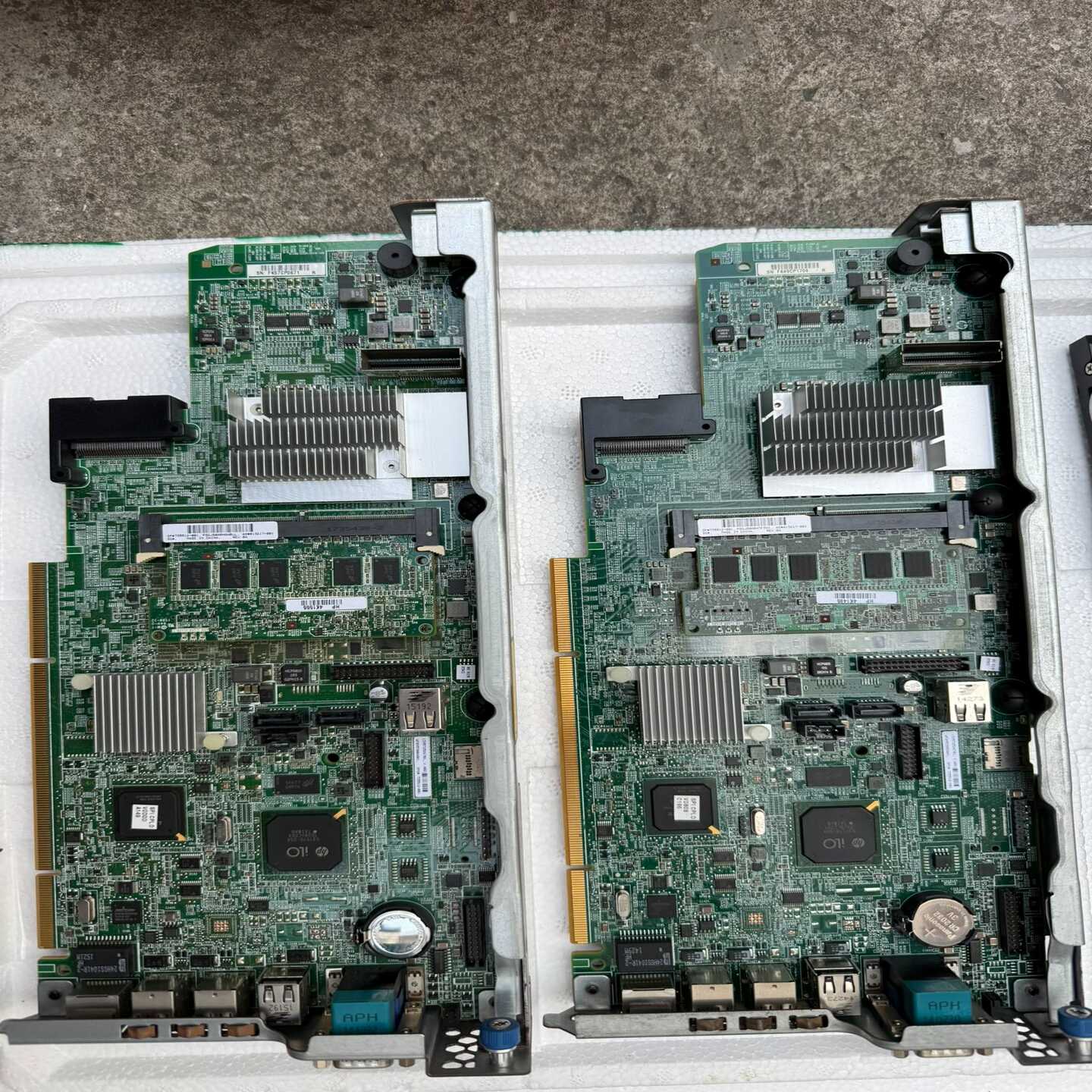 HPDL580G8Gen9服务器SPI板73551--议价商品