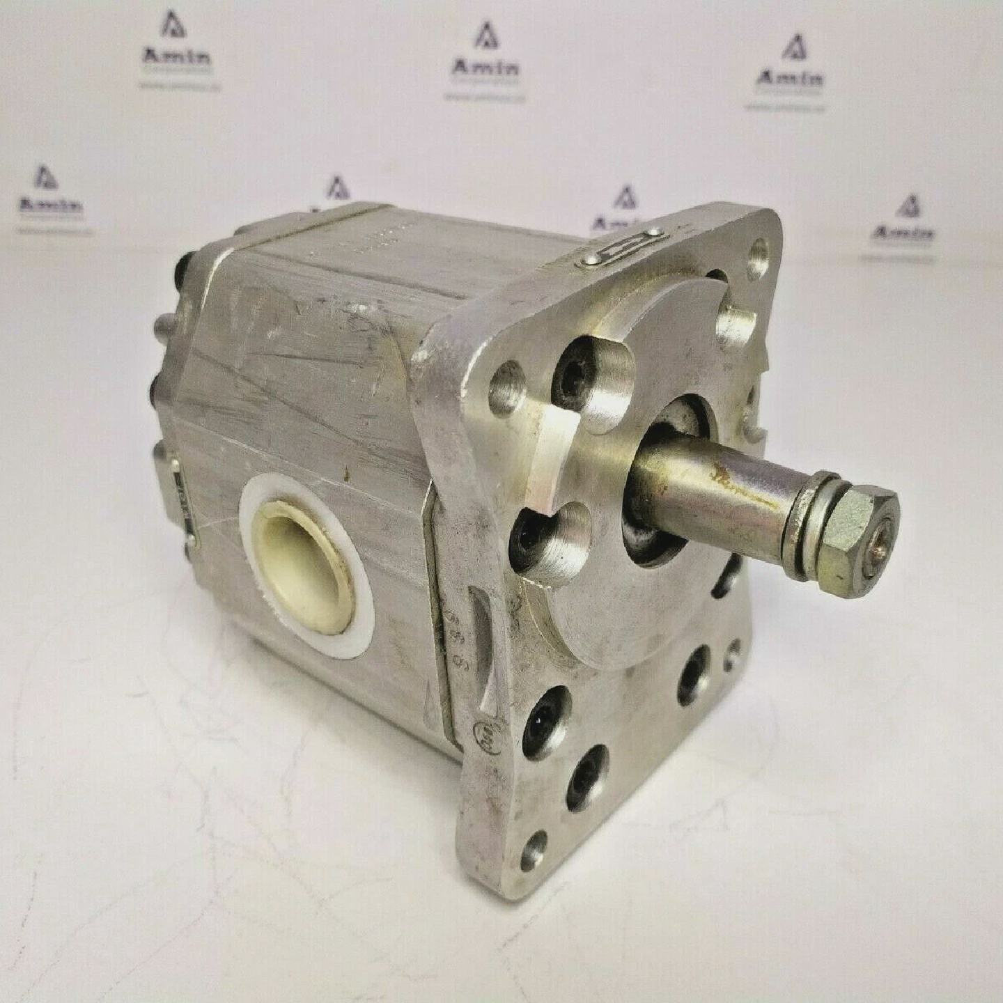 Bomba De Engranaje Hidrulica PZ2K25P  NUEVA - 实物图
