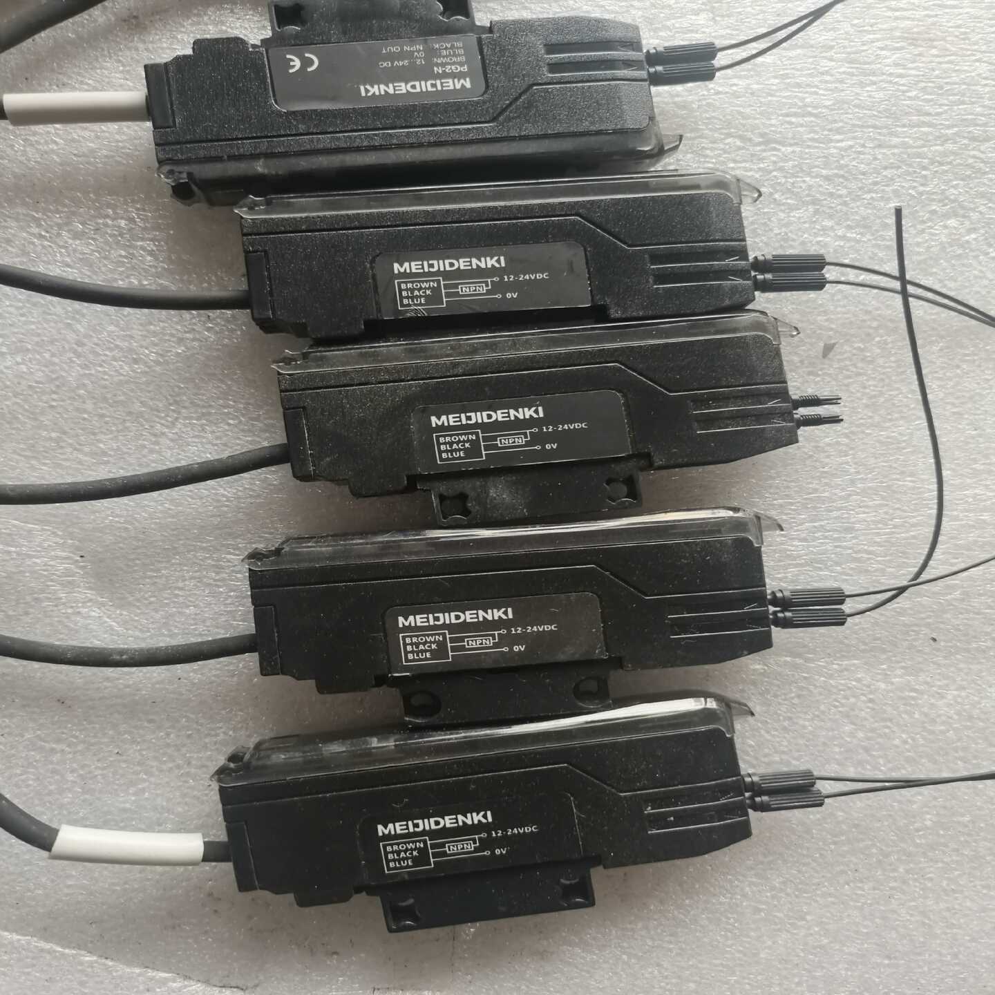 明治MEIJIDENKI光纤放大器PG2-N，实物图片。适用