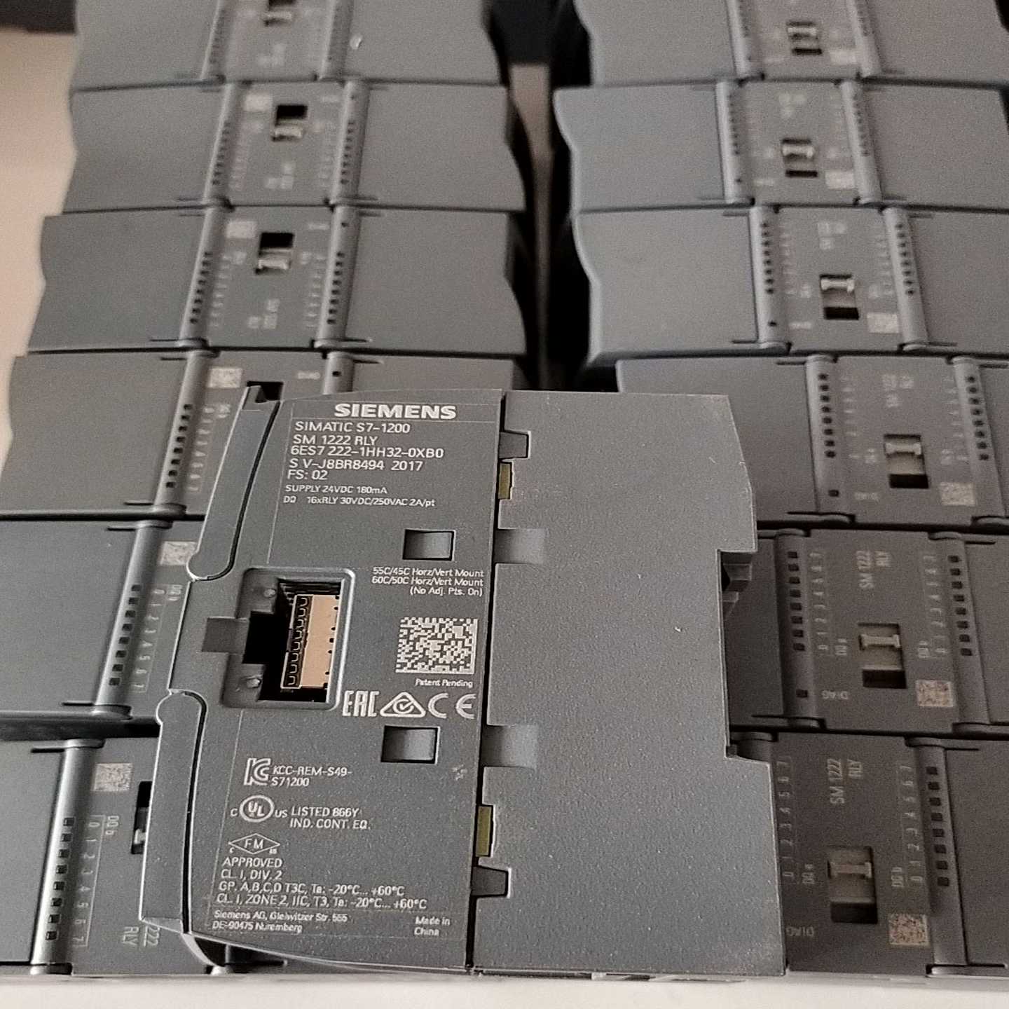 6ES7 222-1HH32-0XB0裸机多个，成色好~询价