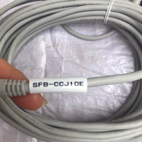 议价Cable SfbCcj10e Br New nuine Stock 8 Packs Price 2适用