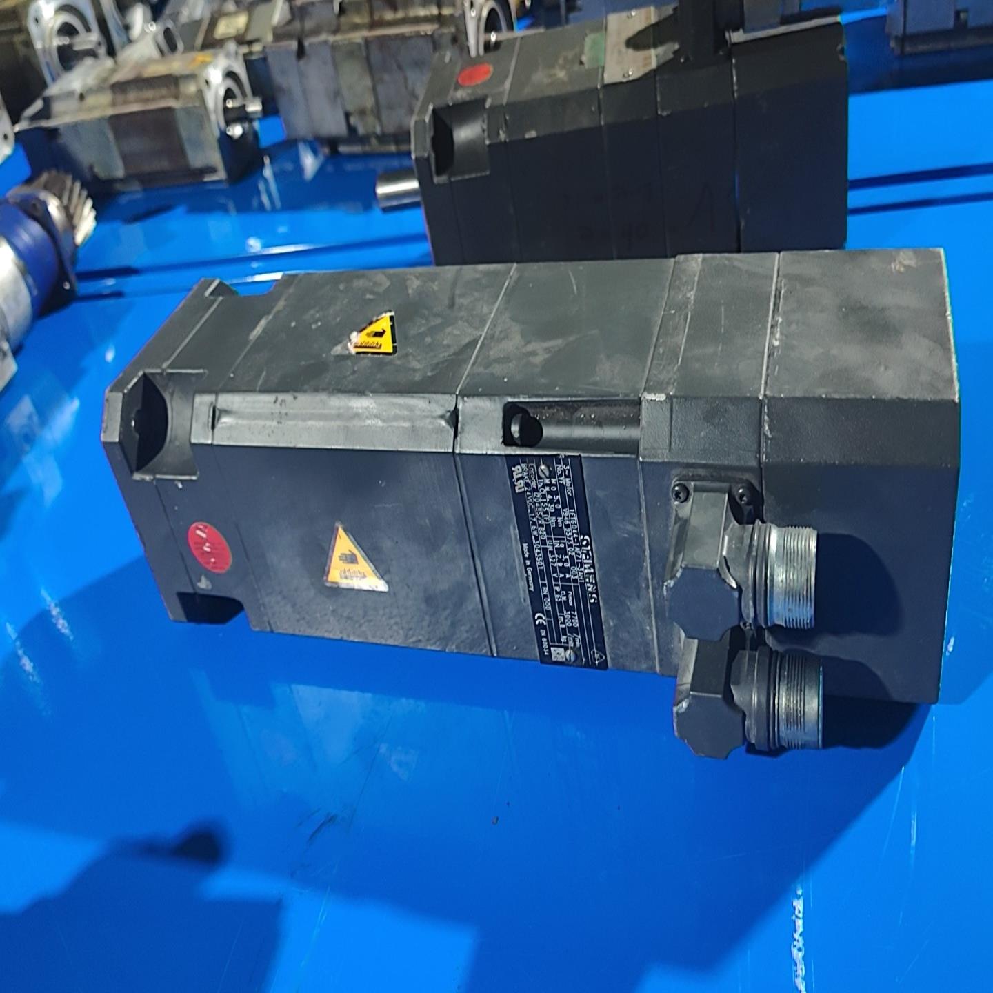 【请询价】1FT6044-1AF71-3AH1德国原装三相电机带