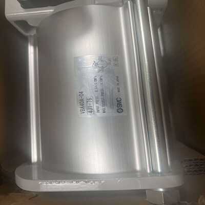 伦茨驱动器E94ASHE0074一台，的联系我~询价