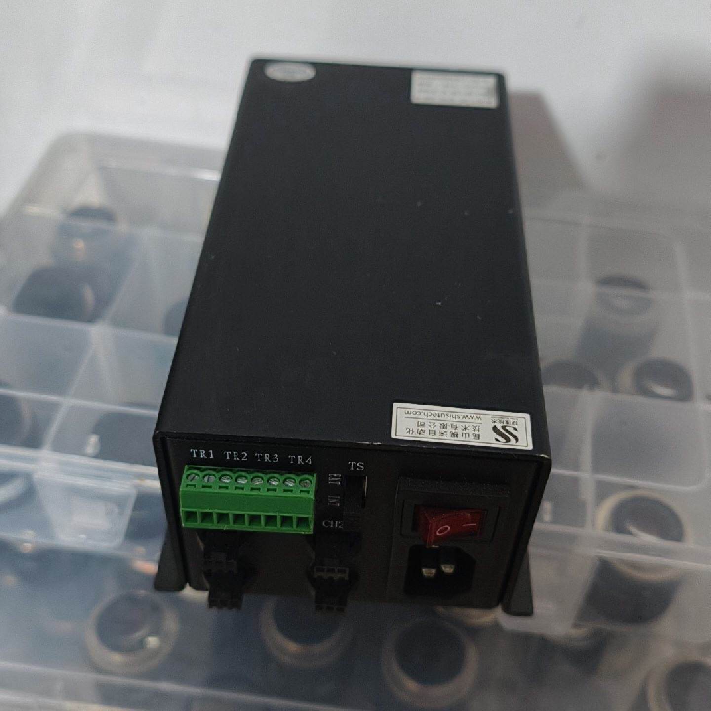 SSAPT224V4四路LED光源控制器带电源线带--议价商品