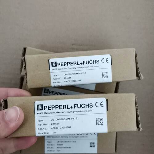 PF倍加福UB1000-18GM75-I-V15全新原装正-议价558