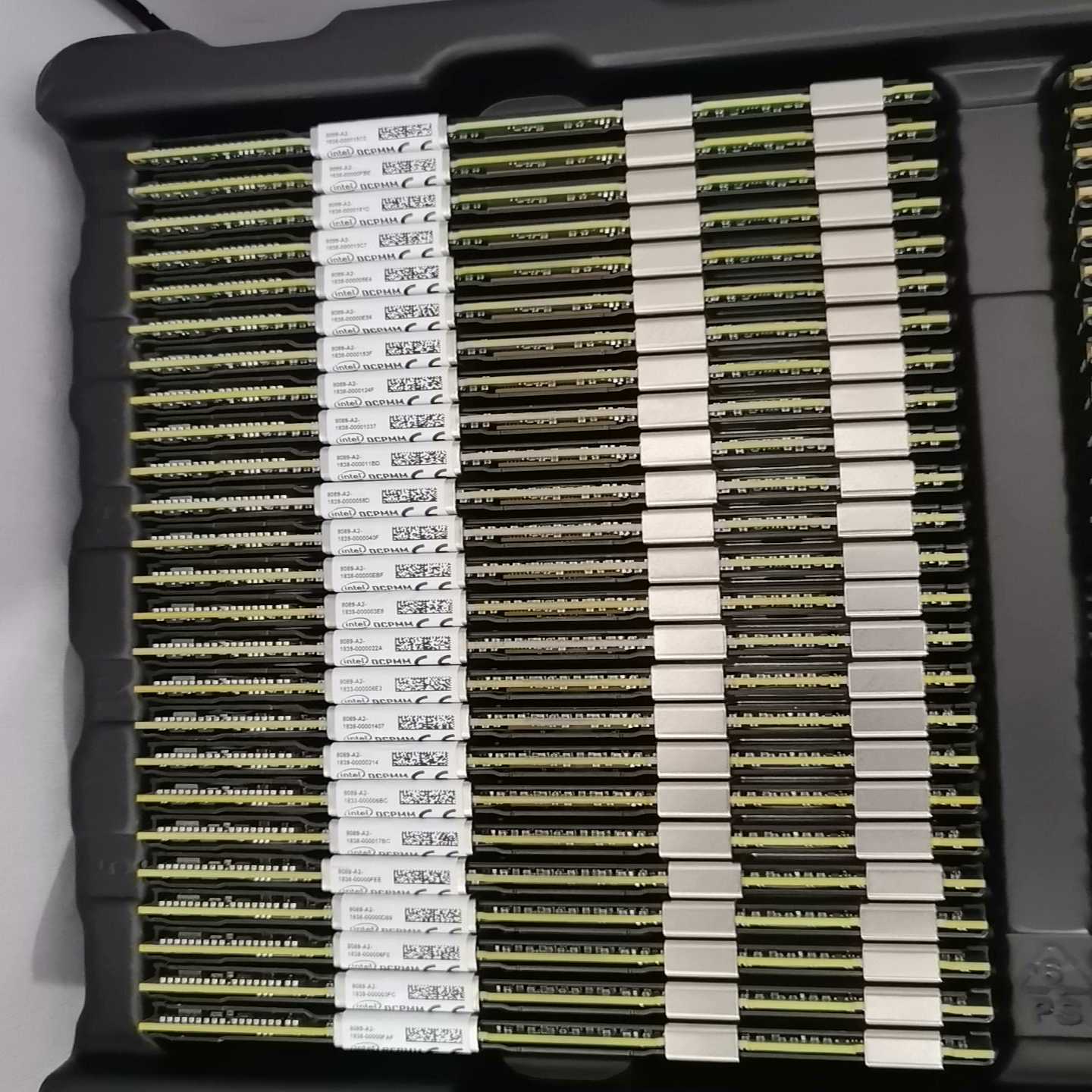 傲腾 128G intel NMA1XBD128GQS  正