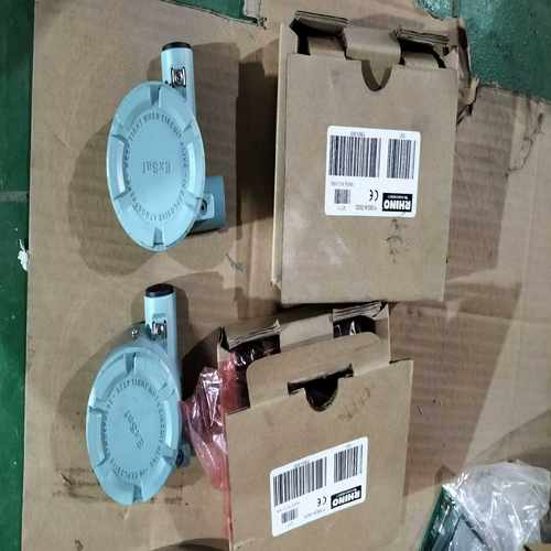 (询价)EXSAF W2052变送器HT1P1K1A02Z 两台