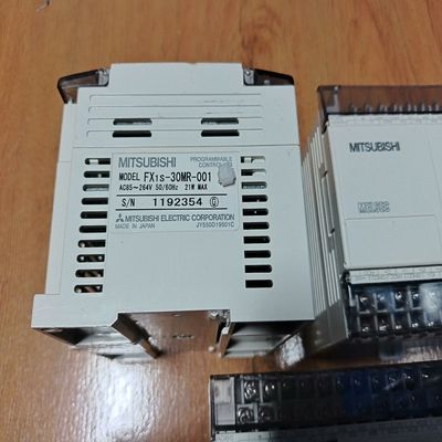 议价三菱PLC FX1S-30MR-001，功能正常，成色为实图