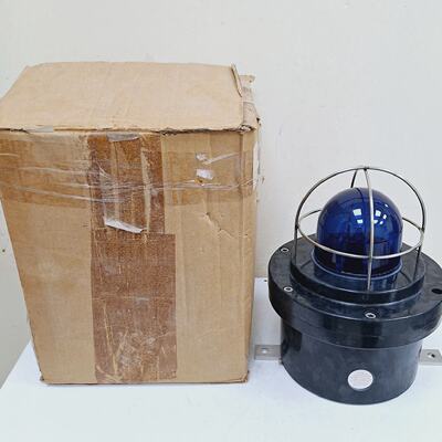 MEDC Cooper XB12  XB12B02406BNBNNNN Joule Xenon Beacon Blue