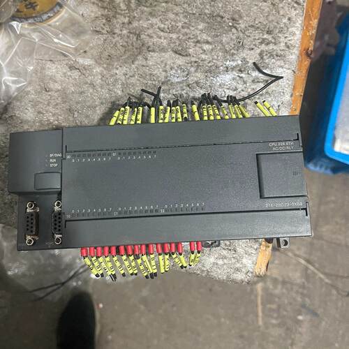 询价PLC 6ES7 216-2BD23-0XB8成色如图议价