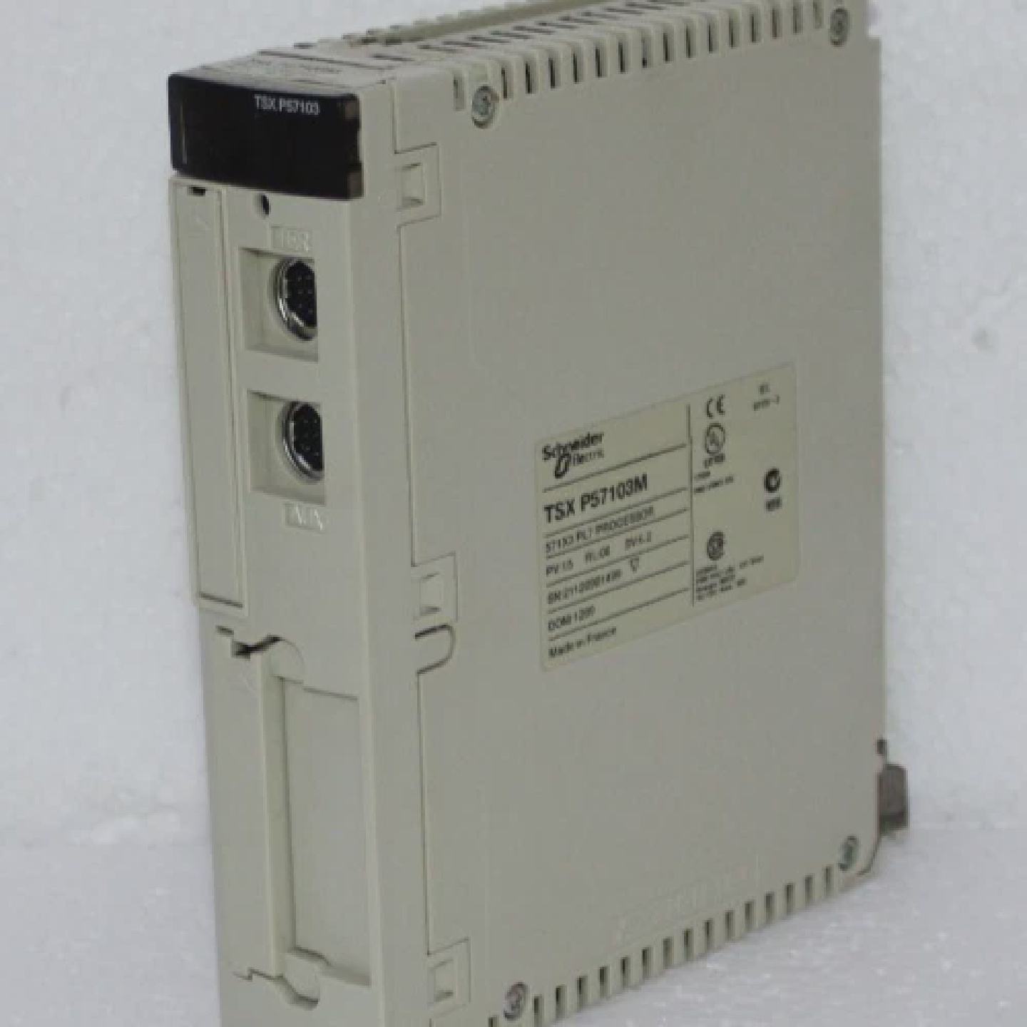Processore PL7 singolo formato Schneider TSXP57103M Modicon - 实物图