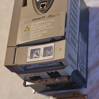 Inverter  Telemecanique  Altivar 61  3kW  ATV61HU30N4Z
