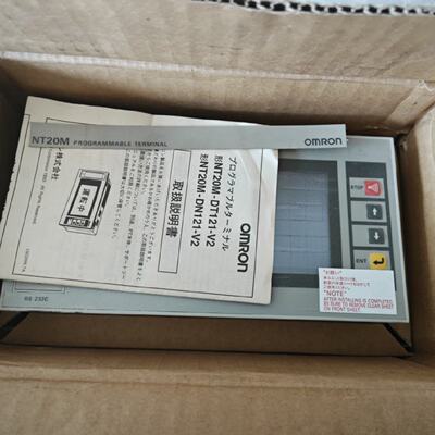 议价o全新原装OMRON触控屏幕NT20M-DT121-V2和NT20M-DN121-V2现货