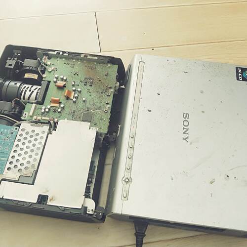 索尼VPL-CX161两台尸体，要的联系，没有盖子，一议价