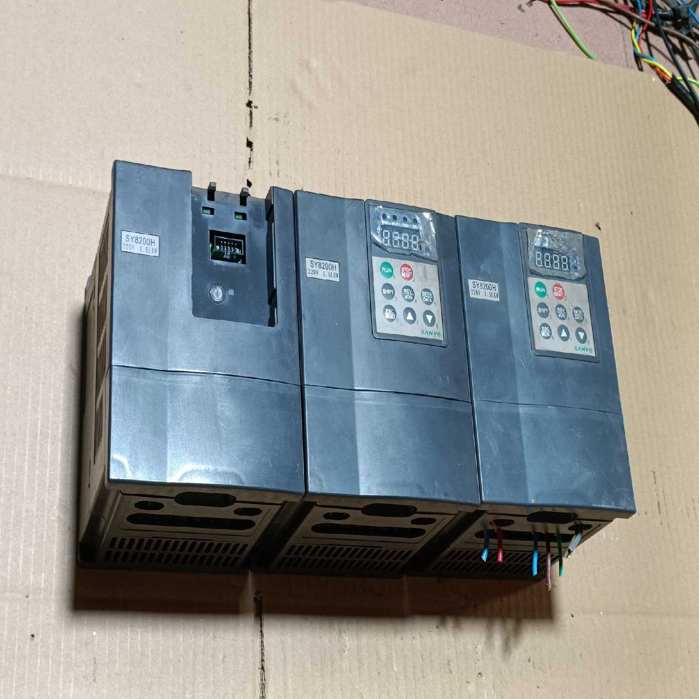 新尔变频器SY8200H-2S1R5G1.5KW220V询价