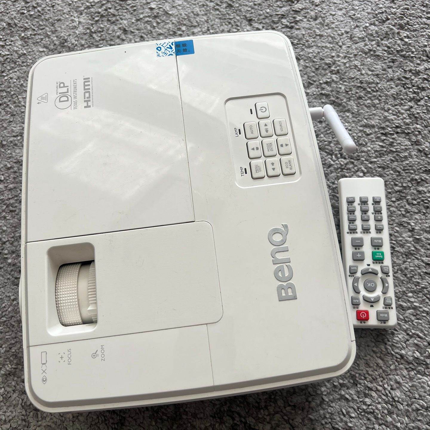 明基E500JD智能投影机--议价商品
