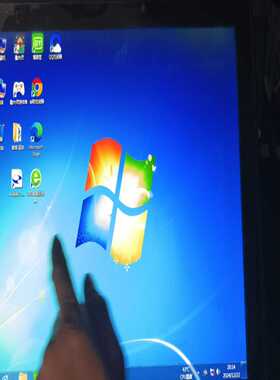 17寸工业触摸显示器，电容屏，支持十点触摸，VGADVI询价