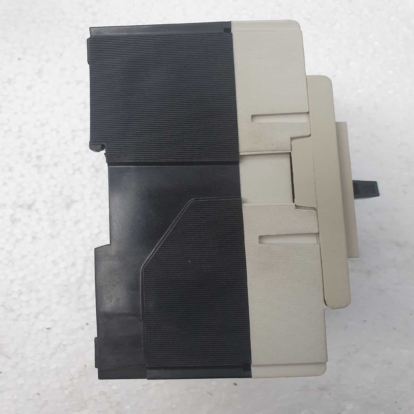 议价V2-16漏电保护器塑壳断路器电流调节型